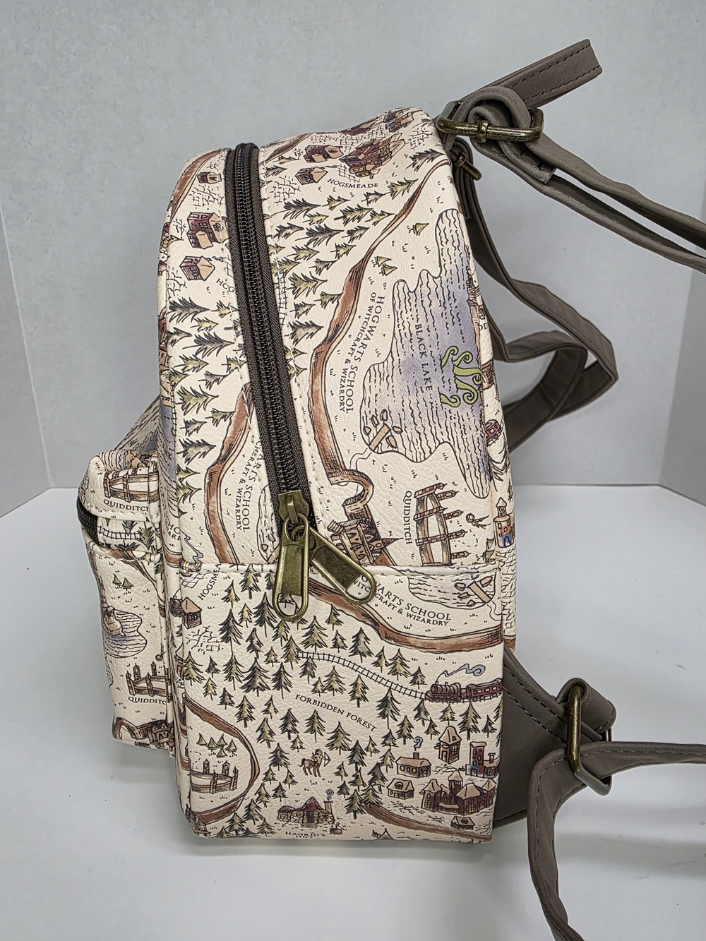 Harry Potter Loungefly Map Print Mini Backpack - Cream/Brown/Green - Picture 5 of 13